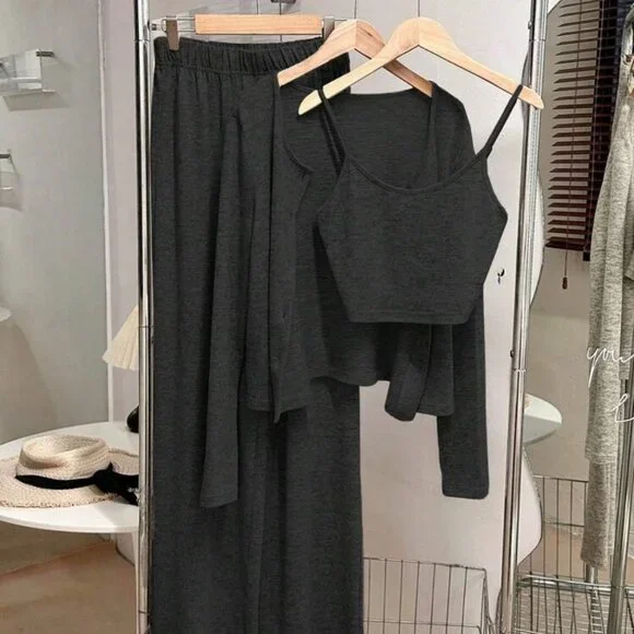 NWT Cozy 3-Piece Loungewear Set | Casual Elegance Meets Everyday Comfort - Picture 2 of 15
